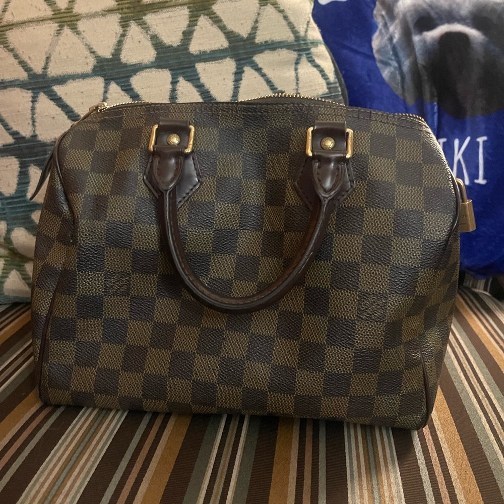 Louis Vuitton Speedy 25 Damier